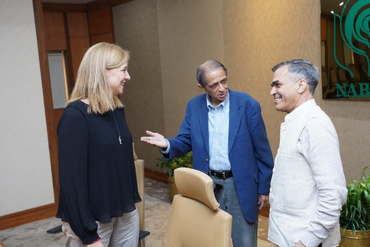 Sharad Marathe (centre) with Her Royal Highness, Princess of Spain Ms. Infanta Cristina (left) and Dr. Harsh Kumar Bhanwala, then Chairman, NABARD, in September 2019