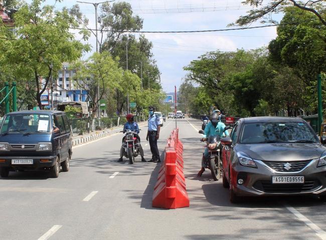 Police barricade during lockdown in Guwahati. Photo by UB Photos.
