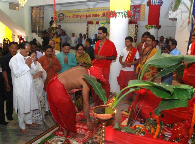 CM Tarun Gogoi at Barowari Dispur Durga Puja