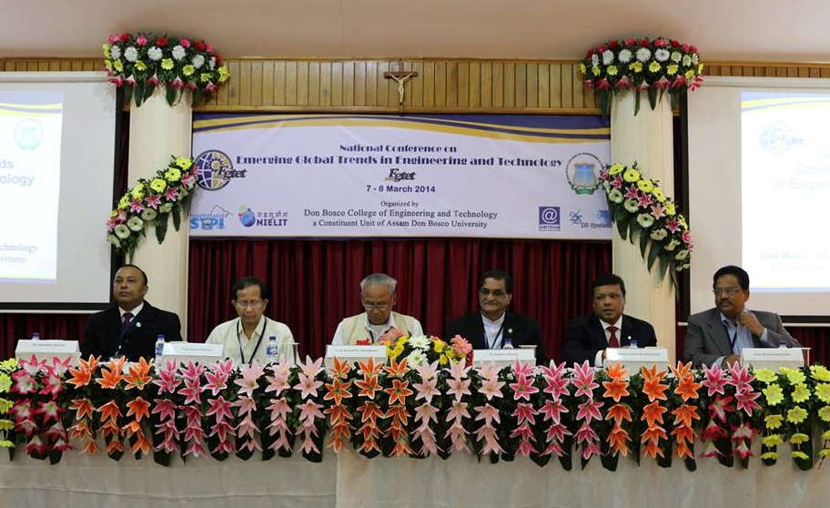 Northeast scholars study global trends in technology