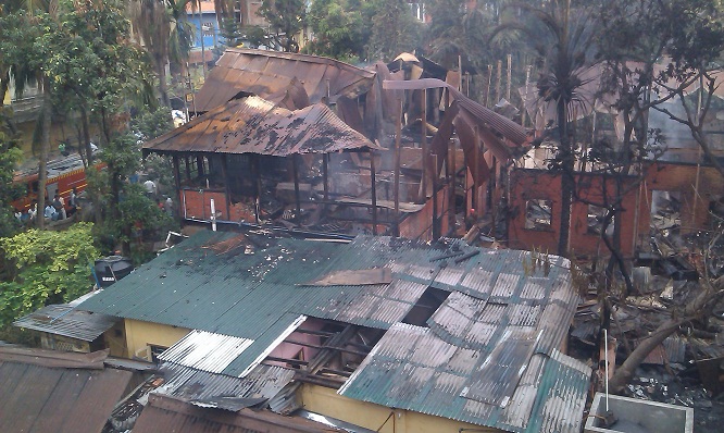 Gogoi visits fire ravaged Fancy Bazar  