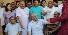 Dissidents to leave for Delhi