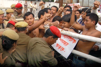Dharna by Moran Students