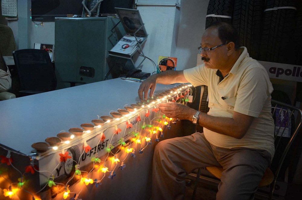 Dipawali festivity deepens 