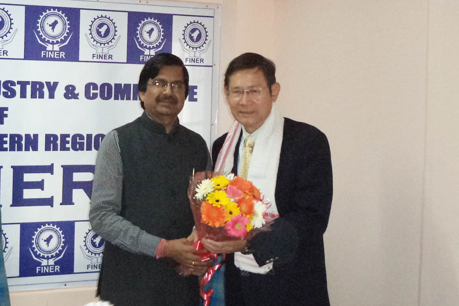 Thai team talks business with FINER
