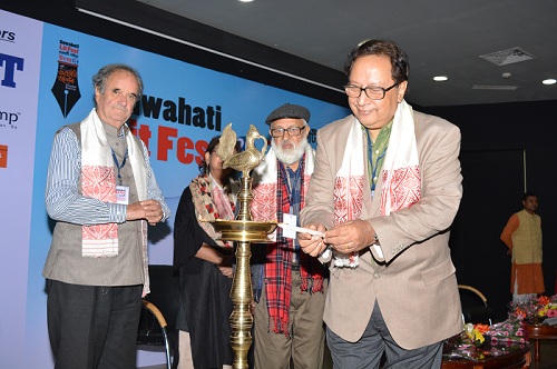 Eminent journalist attends Lit Fest