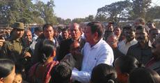 Ministers visit relief camps 