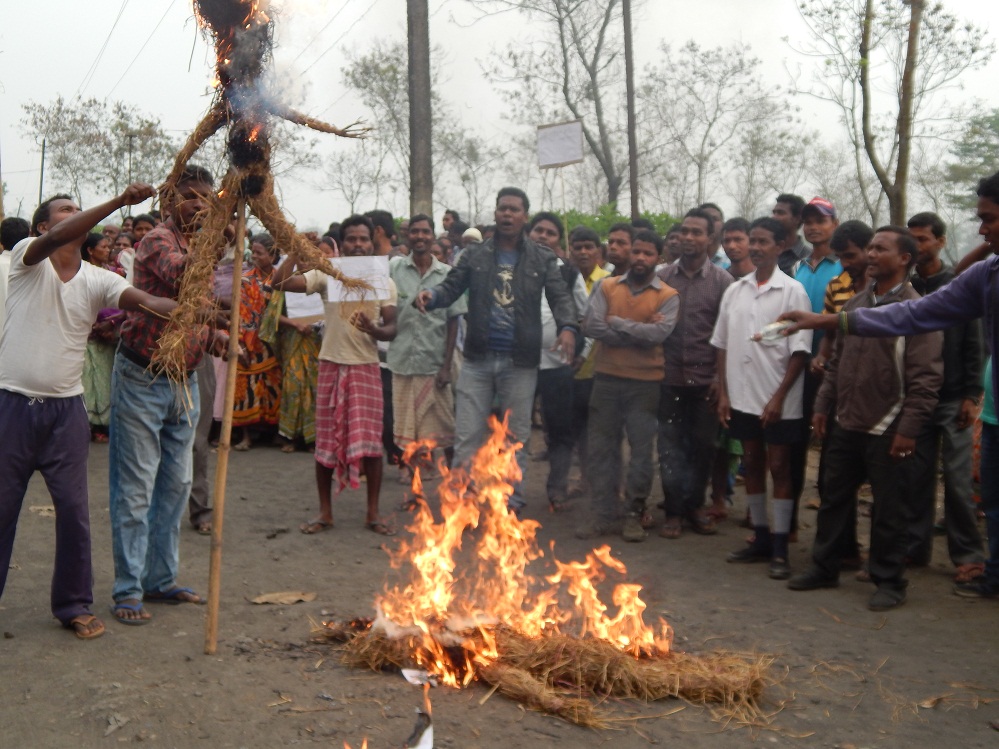 Adivasi students  protest on wage settlement 