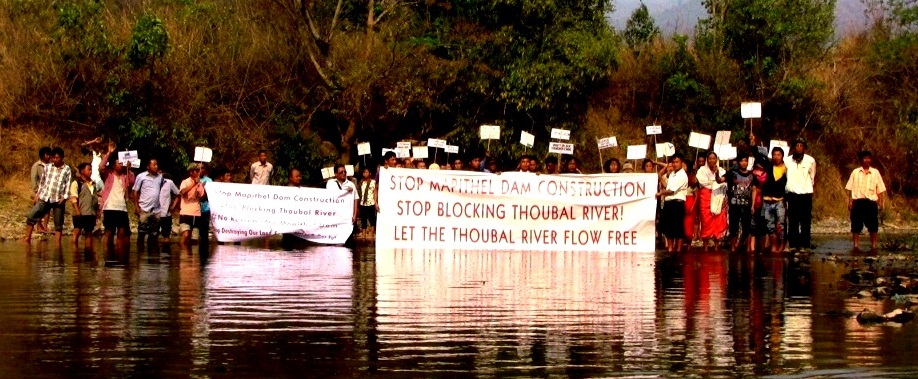 United stand against dam