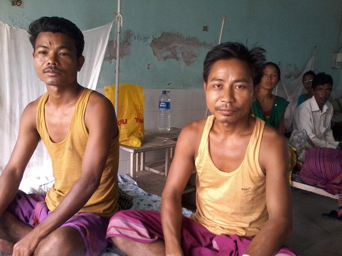 2 injured in army assault
