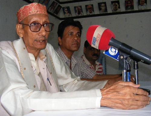 Kanaksen Deka denies corruption in Asom Sahitya Sabha