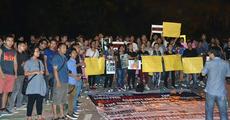 Delhi greets Ibobi with protest 