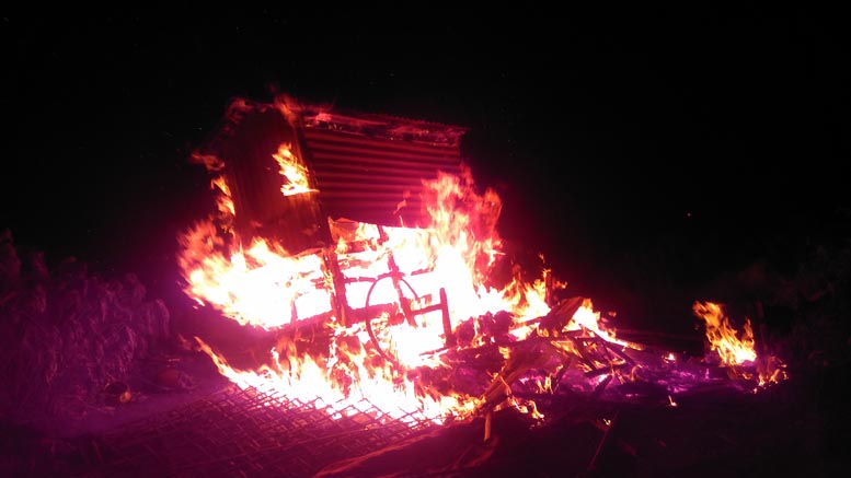 Liquor shops set afire 