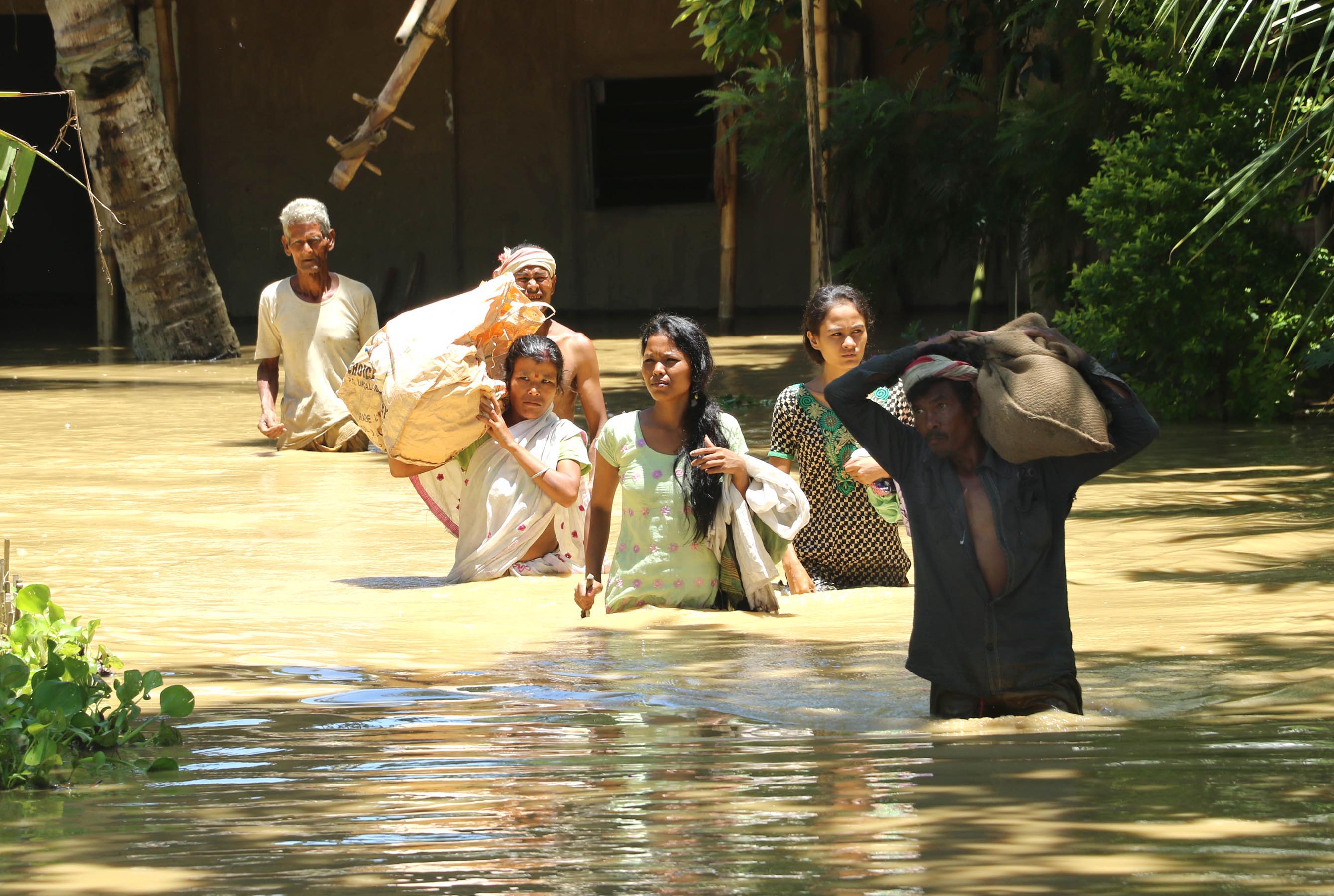 Flood scene takes worse turn 