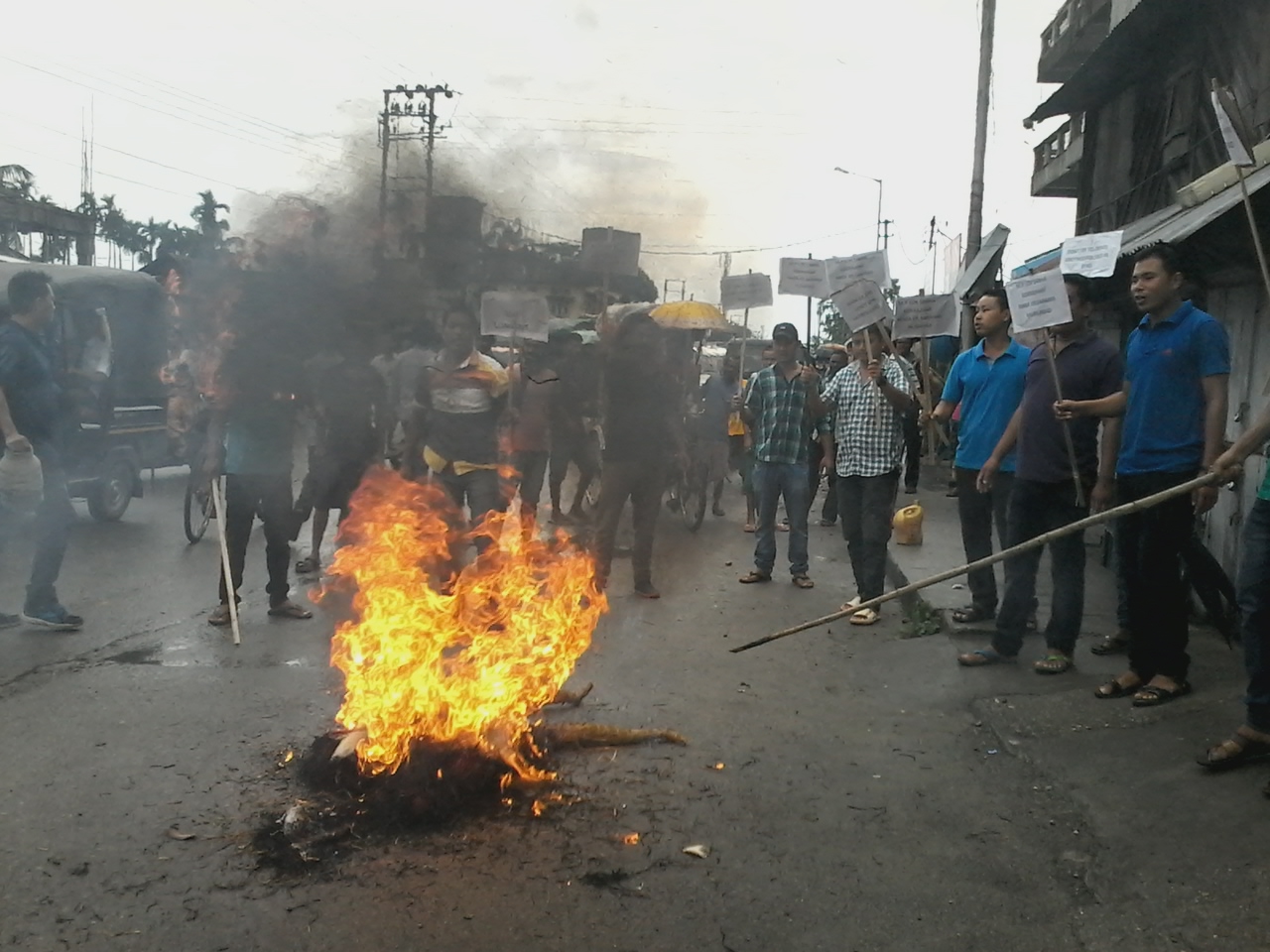 BSU burn effigy of MP Sarania