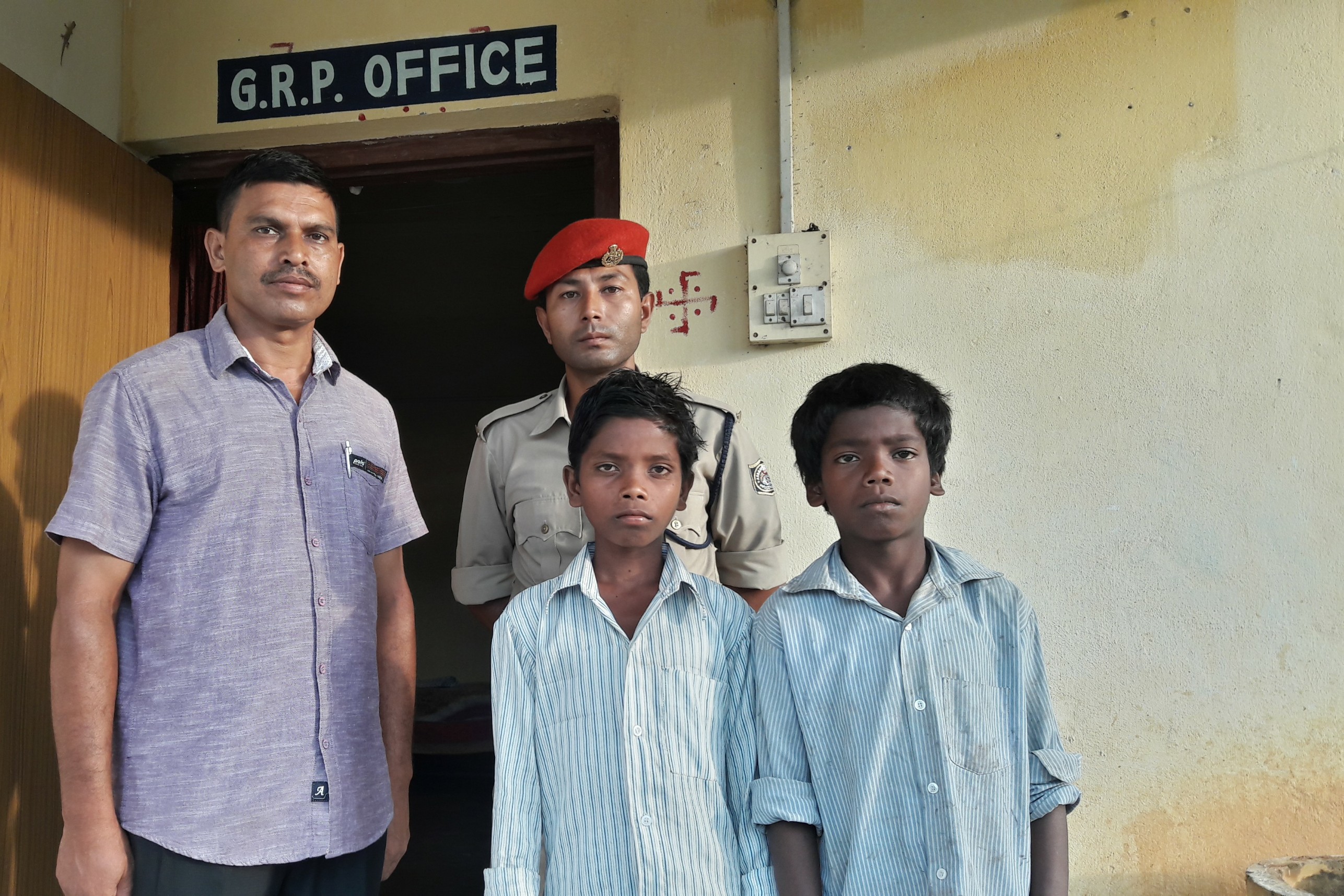 2 childrens rescued at Tangla  railway station