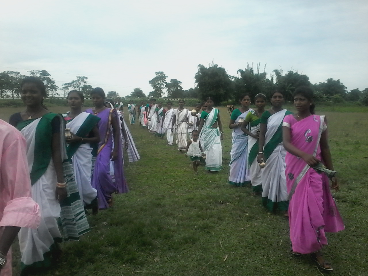 Adivasis observe Karam festival 
