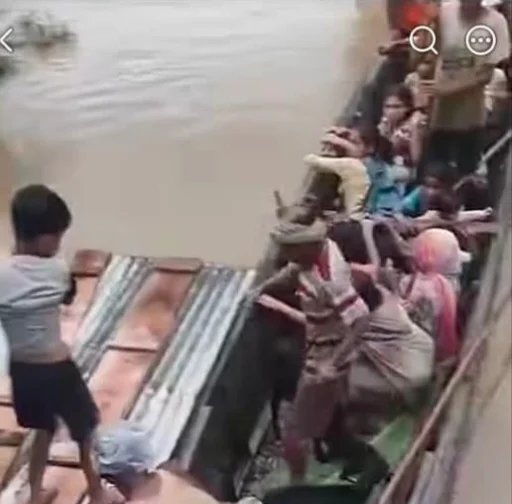 Stone Labourers Save Nearly 1,000 People from Dikhow Floods Before Official Rescue Teams Arrive — photo 1