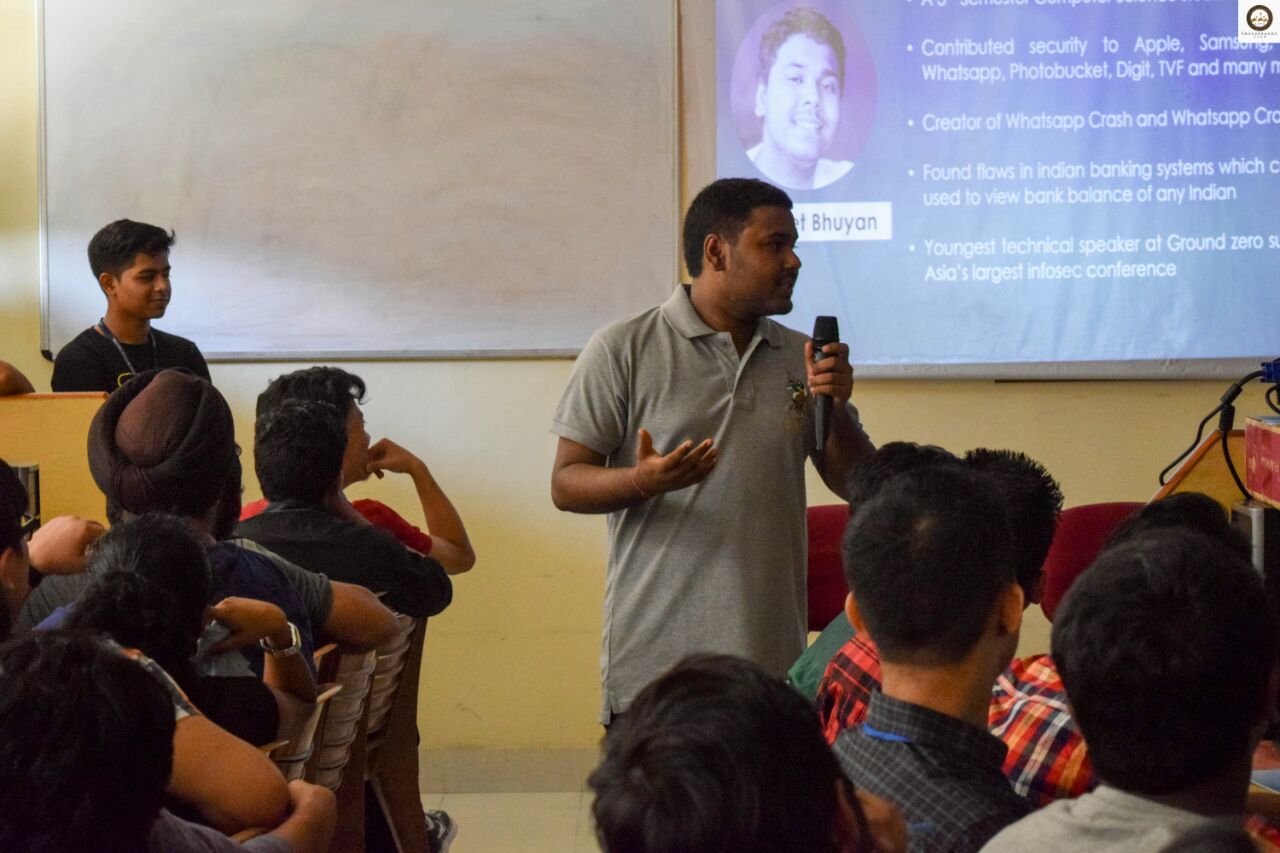 Student leads hacking workshop