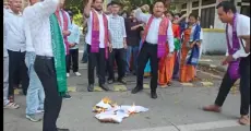 ABSU burns copies of ‘Hamkoshar Parishista’ over Bodo script issue