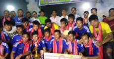 Barhoongkha lifts Gold Cup