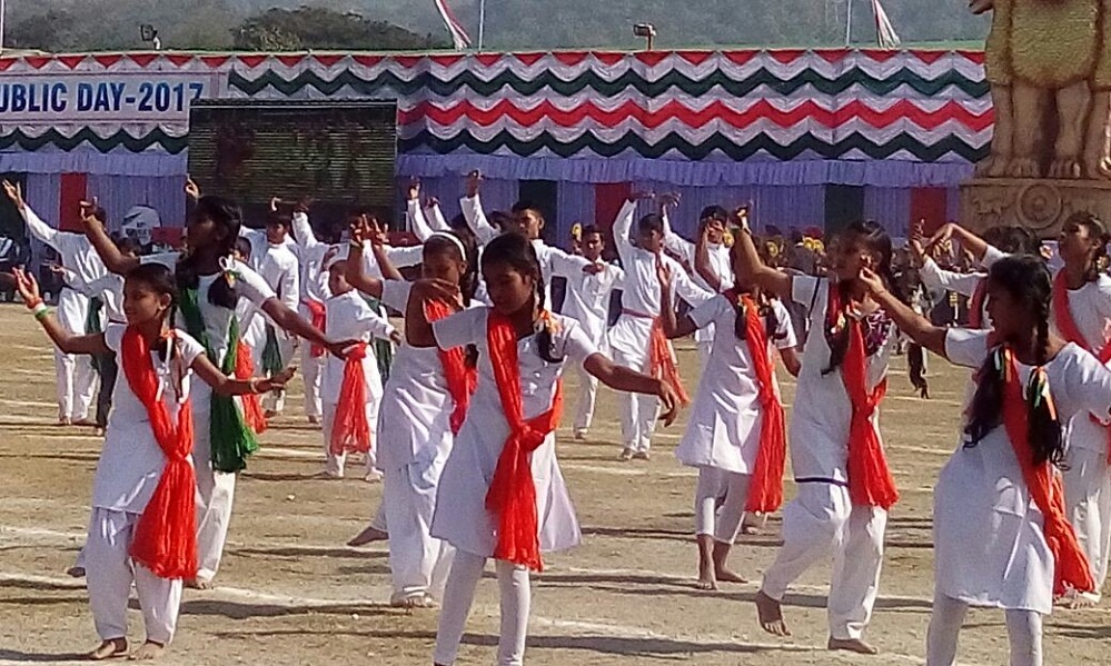 Assam defies diktat, observes R Day
