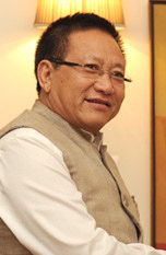 Defiant Zeliang seeks centre’s help