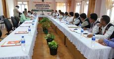 Tripartite talk on districts creation held 