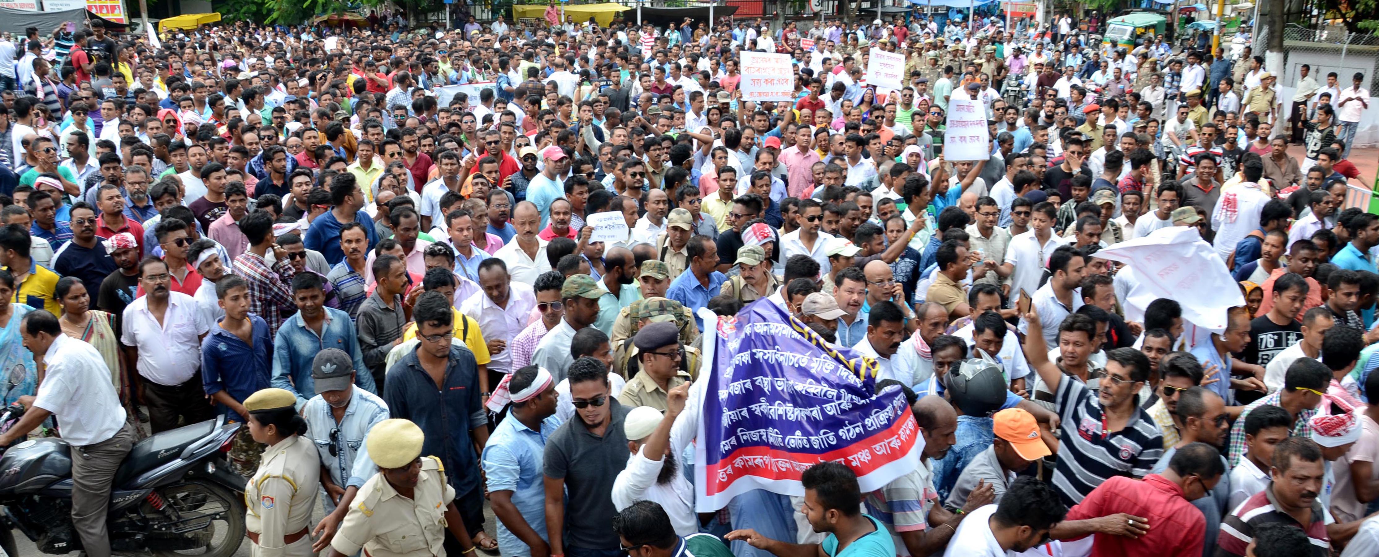 Former rebels threaten to resume armed conflict