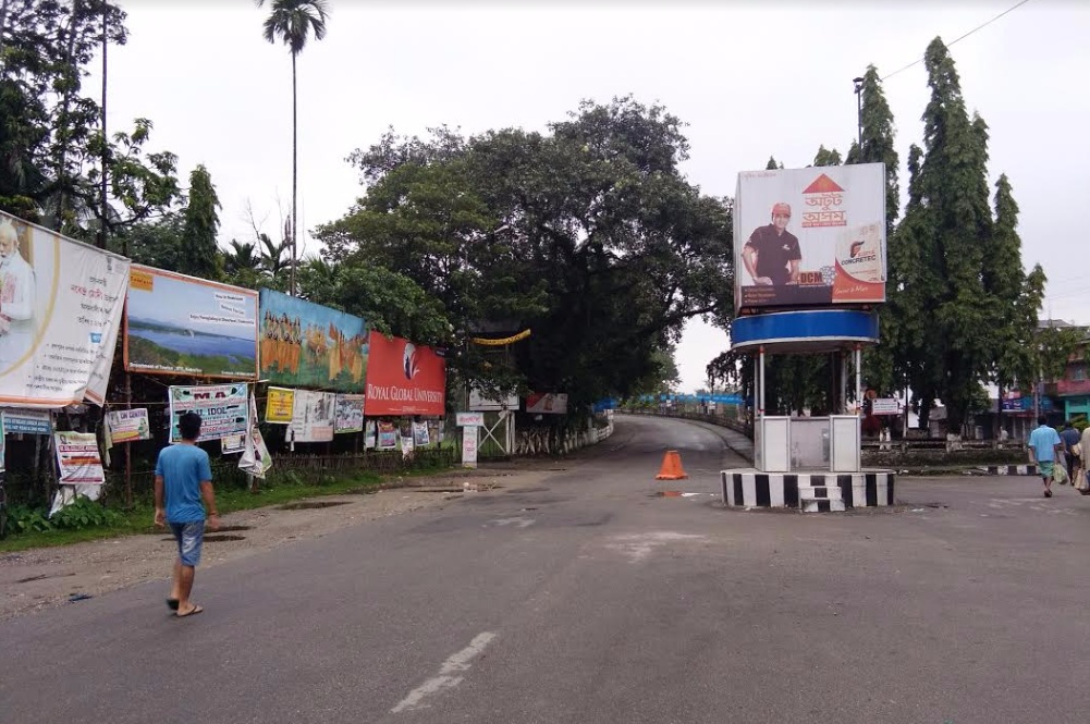 Assam bandh total, ends peacefully