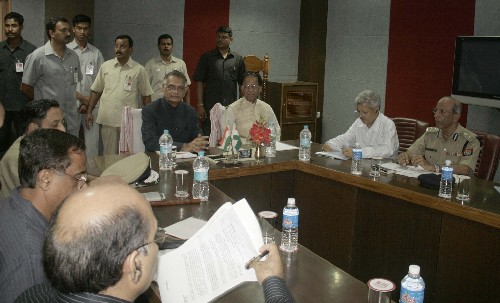 High level security meeting at Raj Bhawan: Curfew relaxed but Bandh paralyses city
