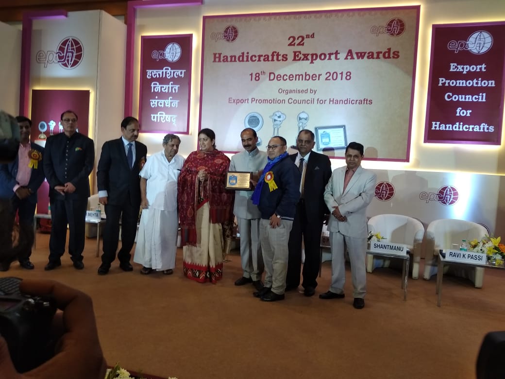 Award for local weavers