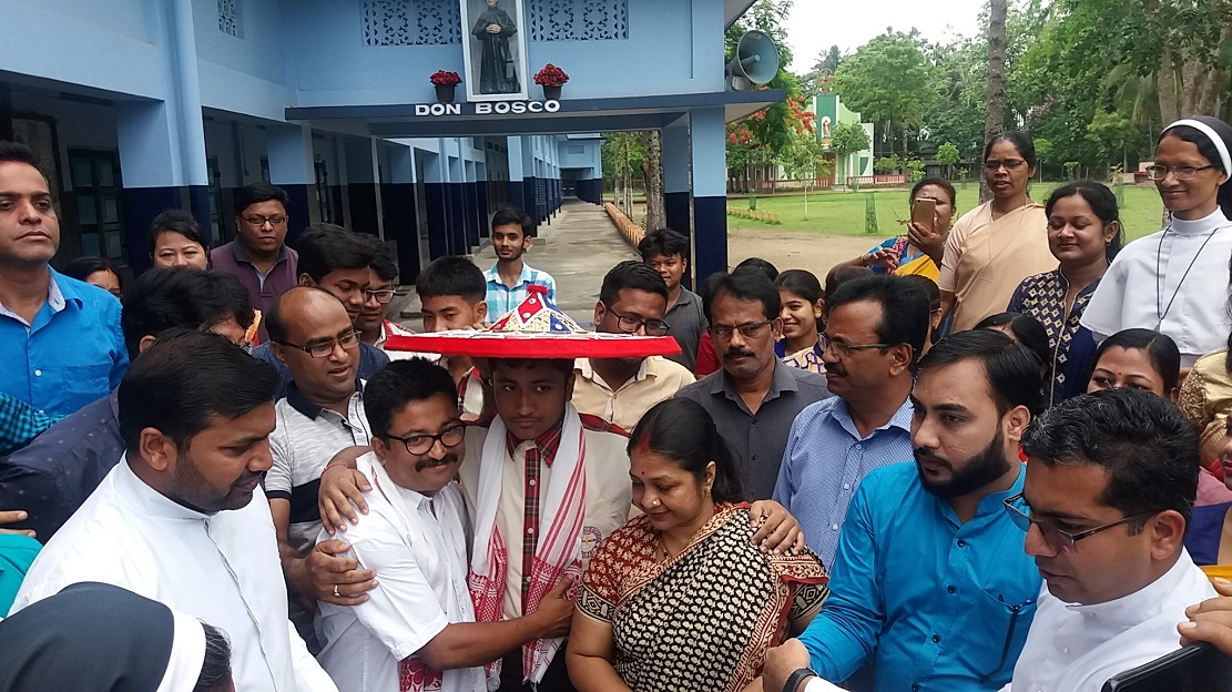 Sagnik brings laurel to Hojai