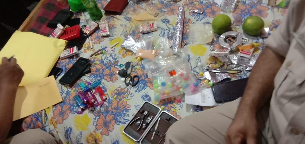 Heroin smugglers arrested