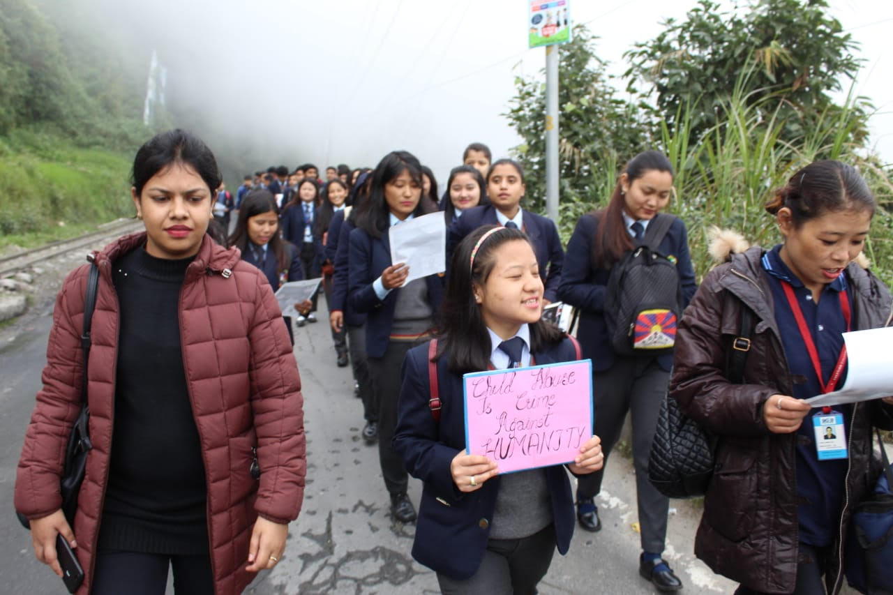 Students Join Rally to Support Children, Prevent Human Trafficking