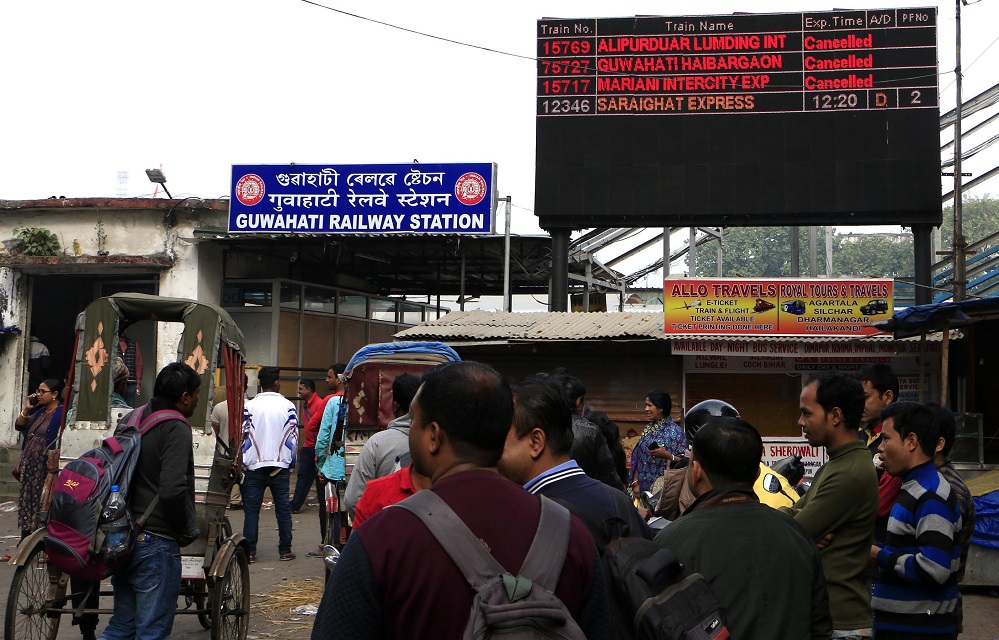 Food, transportation for passengers stranded in airport, railway stations