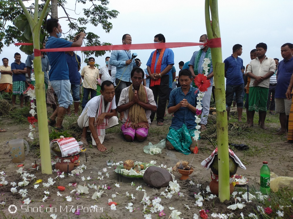 Diversion of Gongia river initiated to check flood
