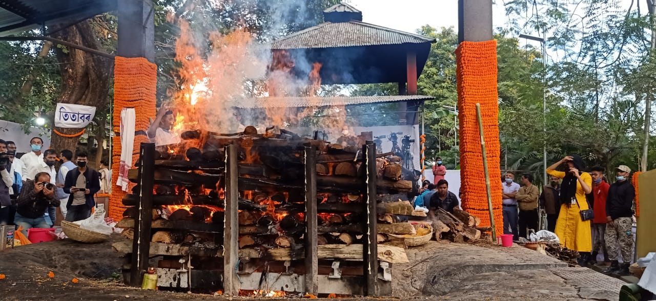 Gogoi's mortal remains consign to flames