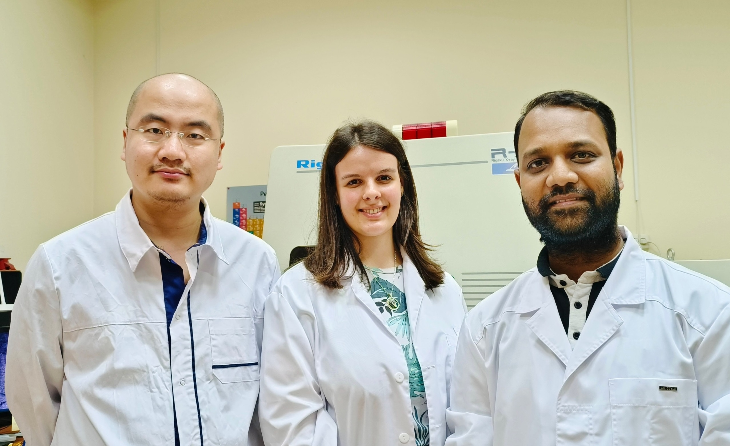 Scientists Develop Innovative Roofing Coating to Combat Heat and Moisture Challenges