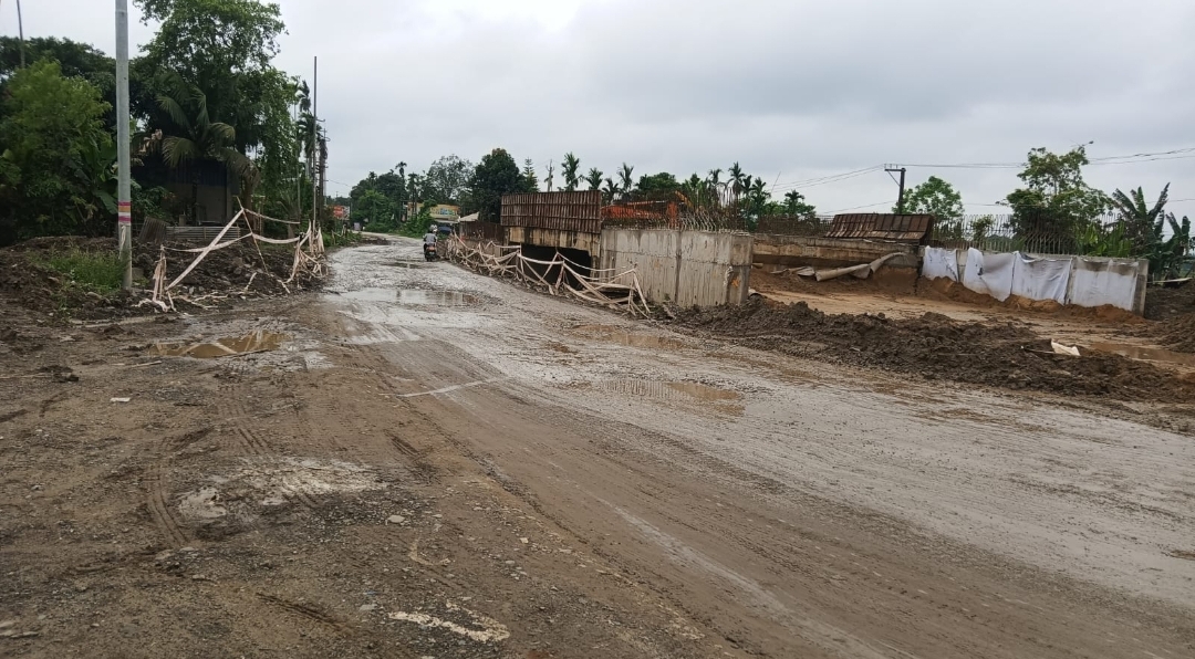 ₹121-Crore Road Project Turns into Two-Year Nightmare for Commuters