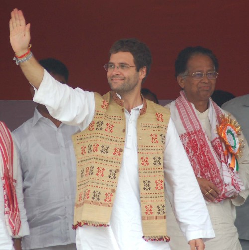 Rahul says India not shining during NDA