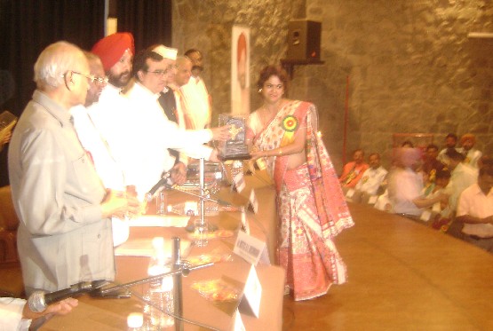 Assamese Lady honoured Rajiv Gandhi Award