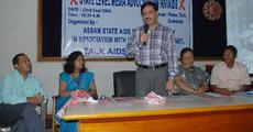 Media should disseminate proper information about HIV/AIDS