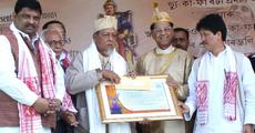 Dr Pusha Gogoi receives Sukapha award
