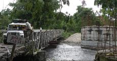 Delayed construction of Kalanadi bridge at Bamunjuli resented