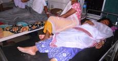 Police lathicharge KMSS activists at Tengani, Golaghat