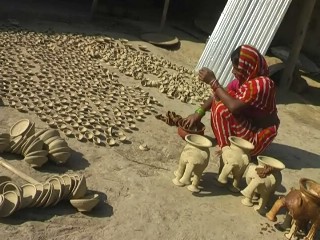 Making diyas, but can’t light them