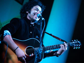 Papon mesmerises the audience in the prestigious SouthBank Centre, London
