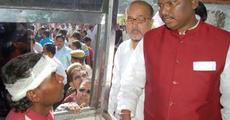 Munda, Soren take stock of Assam situation