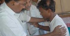 Violence: Moily in talks with Gogoi, others